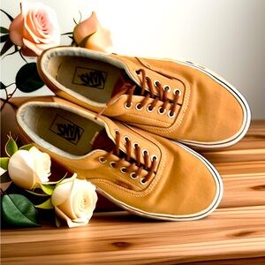 Vans Era retro classy vibe in Excellent Condition!